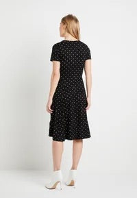 Kaffe Black White Polka Dot Jersey Dress – Round Neck Short Sleeves Tiered Skirt Midi | Women